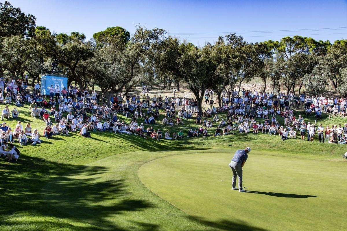 El público ha seguido en masa el recorrido de Jon Rahm. Foto: Miguel Ros / CCVM