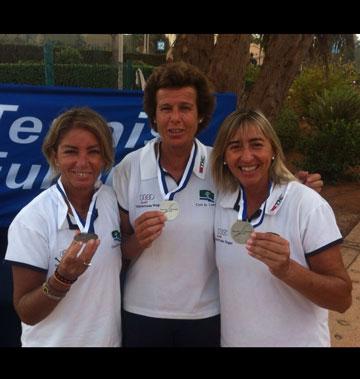 De izquierda a derecha, Begoña Eraña, Beatriz Pellón y Ana Almansa.