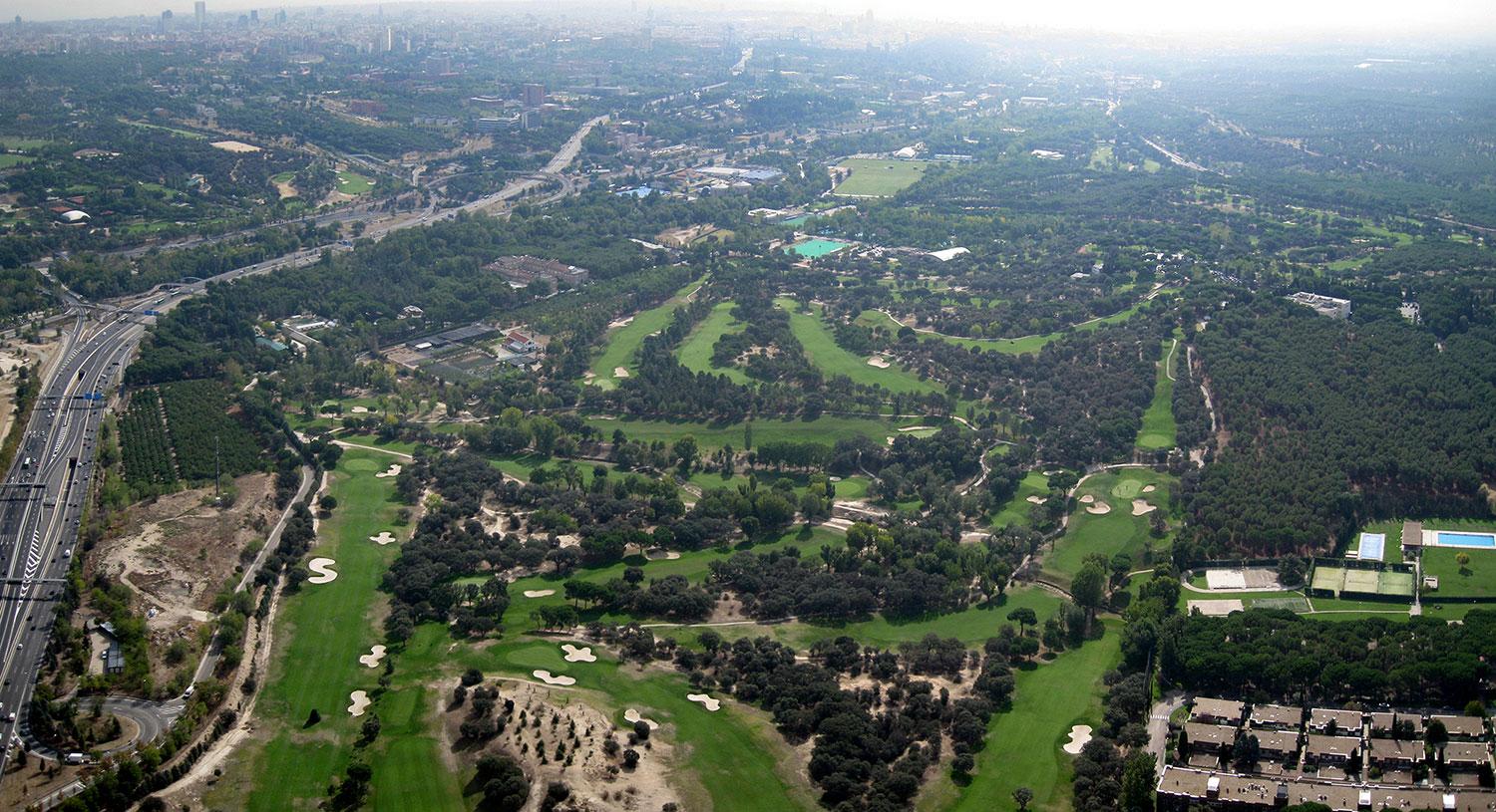 Imagen aérea del Club de Campo Villa de Madrid. 