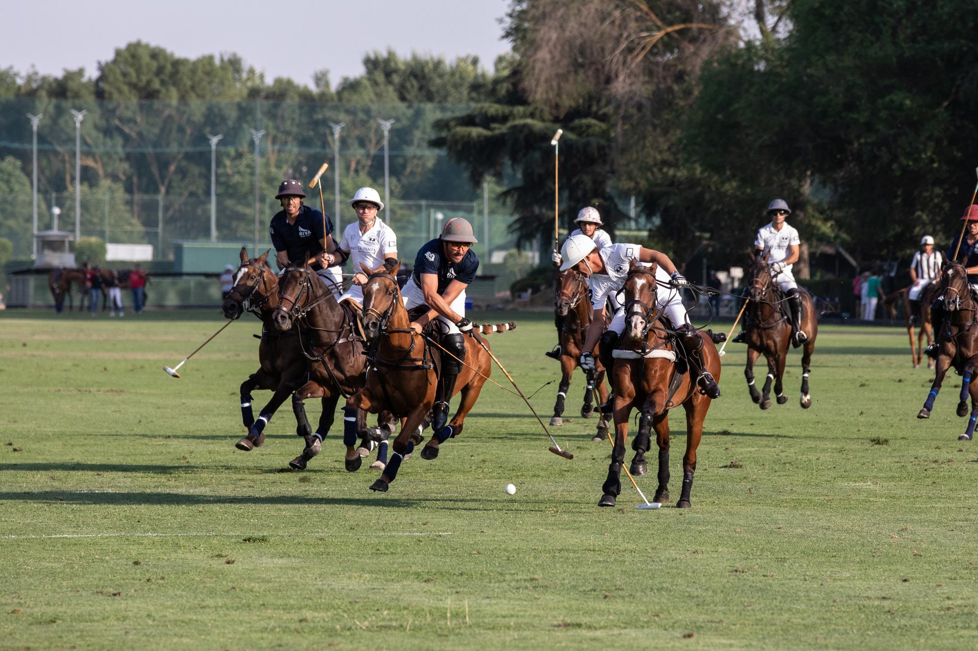 Imagen de la final del Abierto de Madrid Copa Volvo de polo disputada en el Club de Campo. Foto Miguel Ros