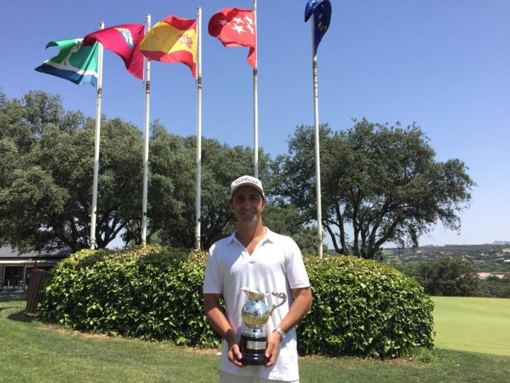 El jugador de golf Santiago Vega de Seoane. Foto: FGM