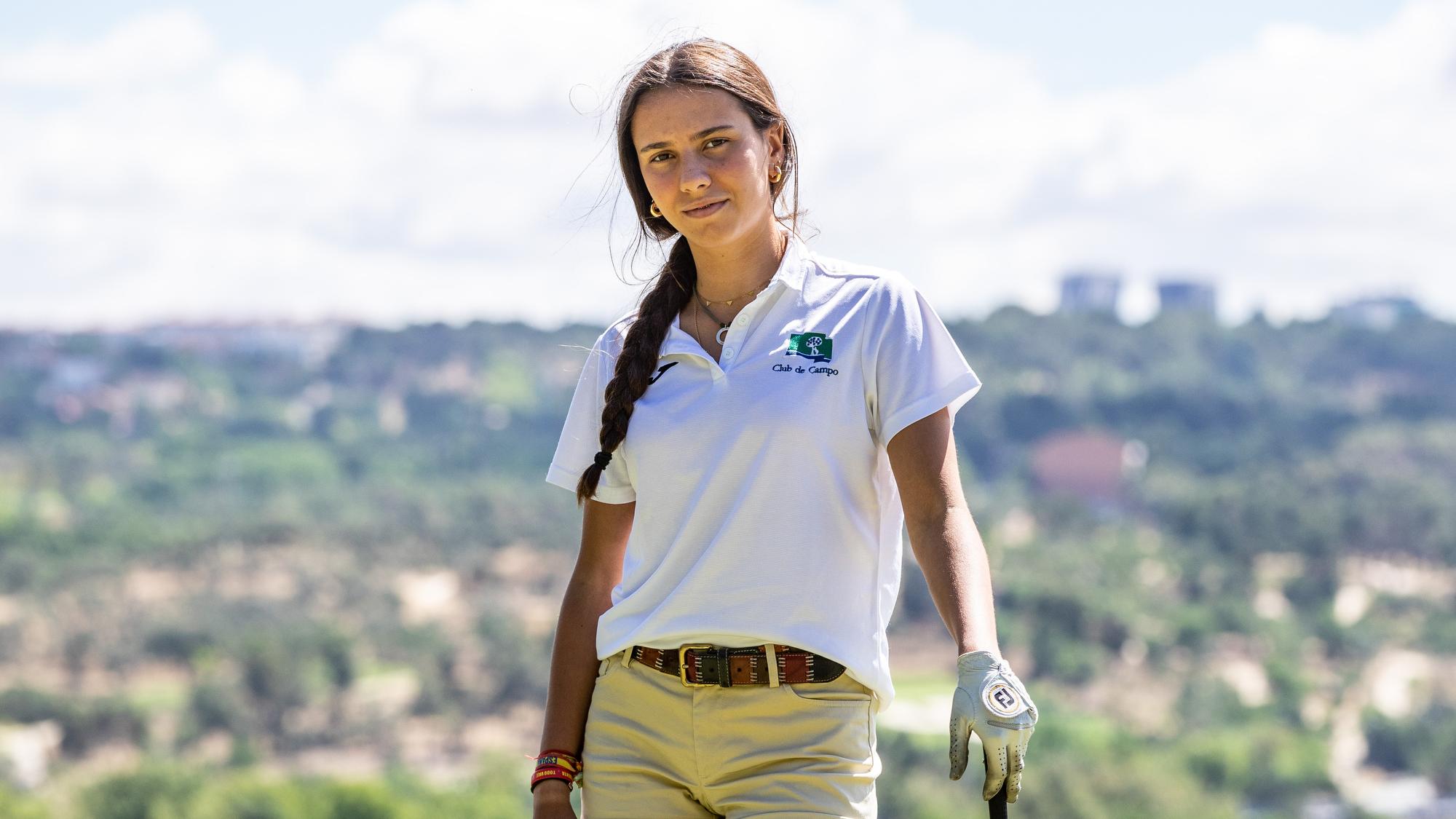 La golfista Cayetana Fernández García-Poggio, en el Club. Foto: Miguel Ángel Ros / CCVM