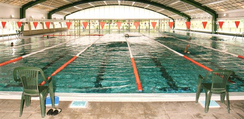 Piscina olímpica cubierta