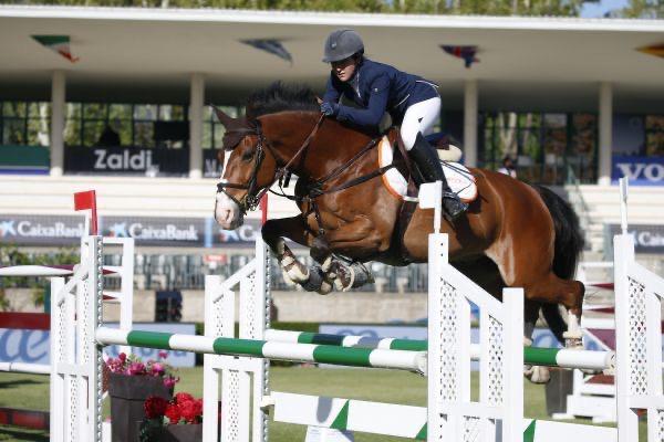 Concurso de saltos de hípica en el Club de Campo Villa de Madrid.