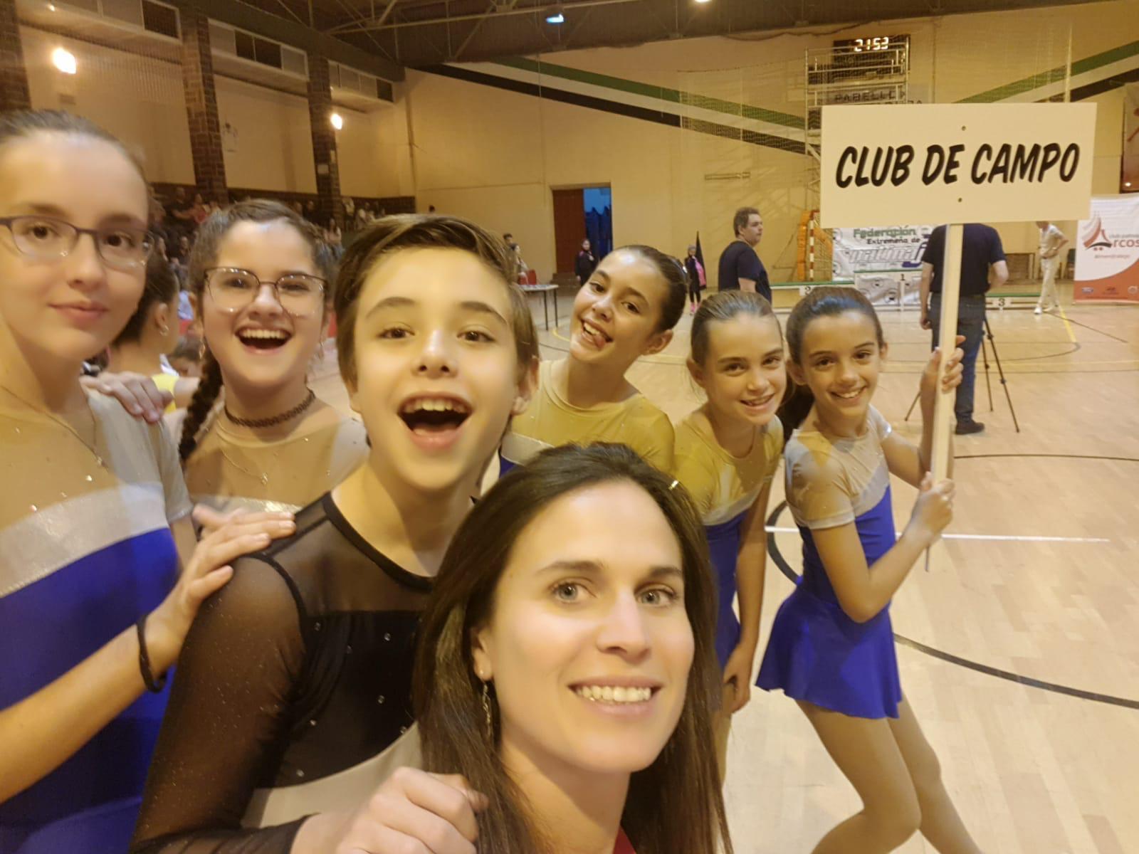 Escuela de Patinaje del Club en el Trofeo Almendralejo 2019.