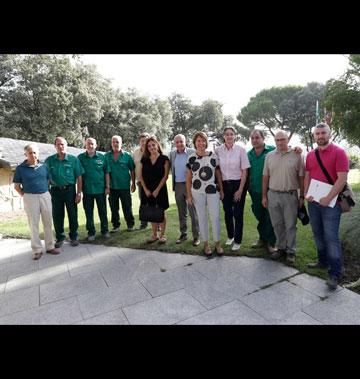 Profesores y autoridades en el Chalet de Golf del Club