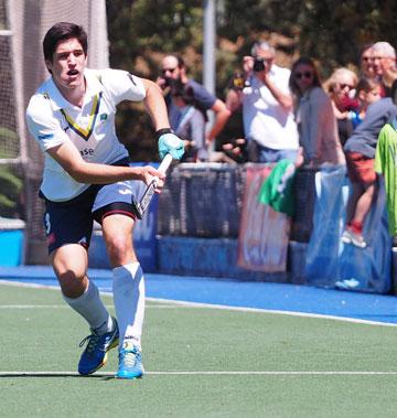 Quique Zorita en el playoff de cuartos de final de la Liga contra el Tenis