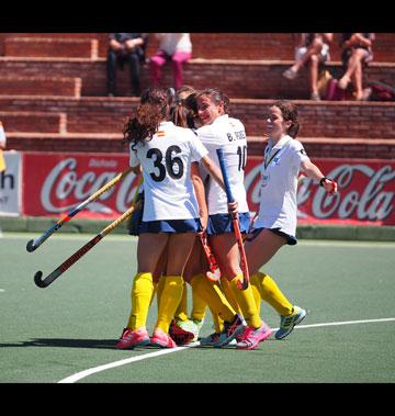 Celebración del gol de María López - Foto: Ignacio Monsalve