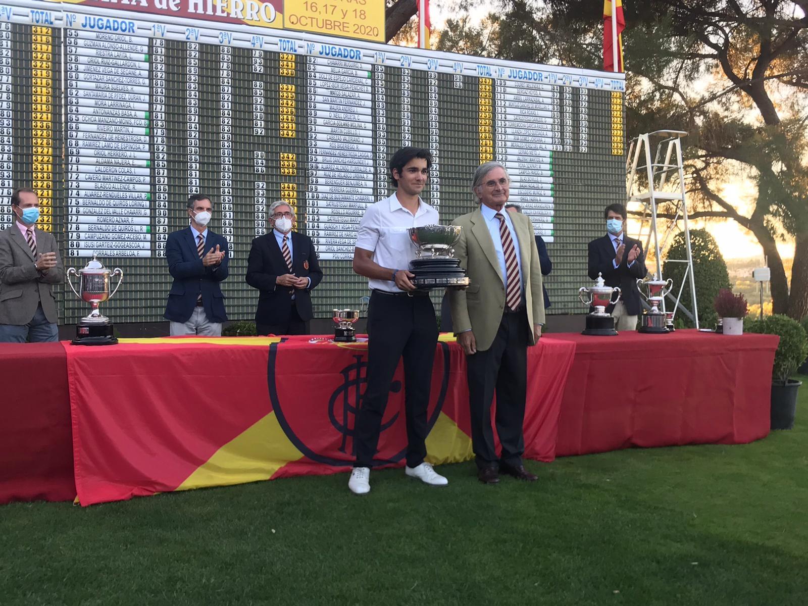 Alejandro Aguilera, campeón en Puerta de Hierro. Foto: FedGolfMadrid