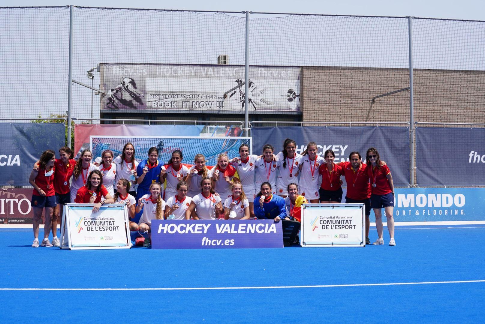 La selección española femenina plata europea sub-18. Foto: Rfeh