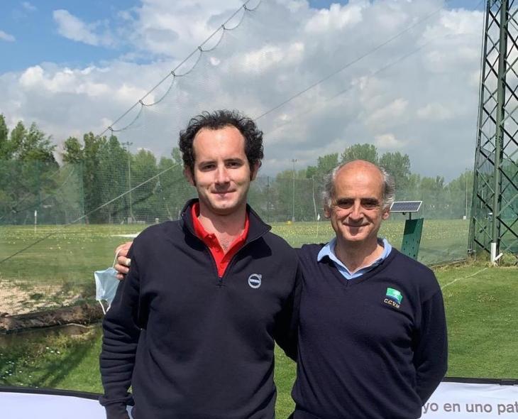 Antonio (izda.) y Fernando Mata, padre e hijo y jugadores de golf del Club. Foto. FedgolfMadrid