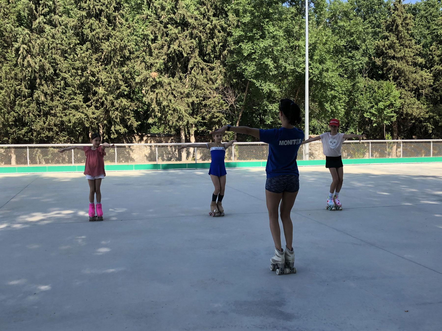 Clase de patinaje en el Club de Campo. Foto: I. R.