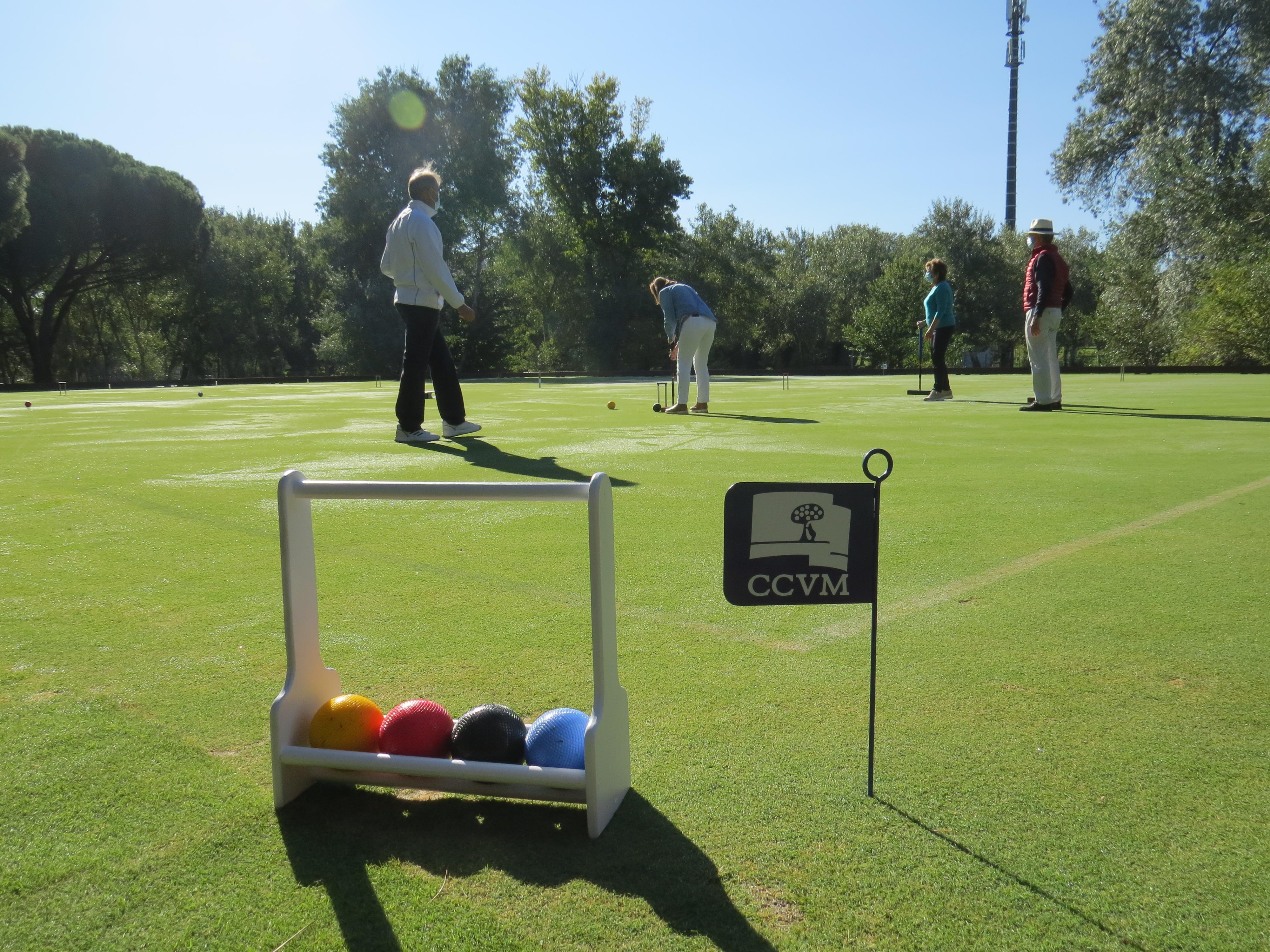 Partido de croquet en el Campo 1 del Club.