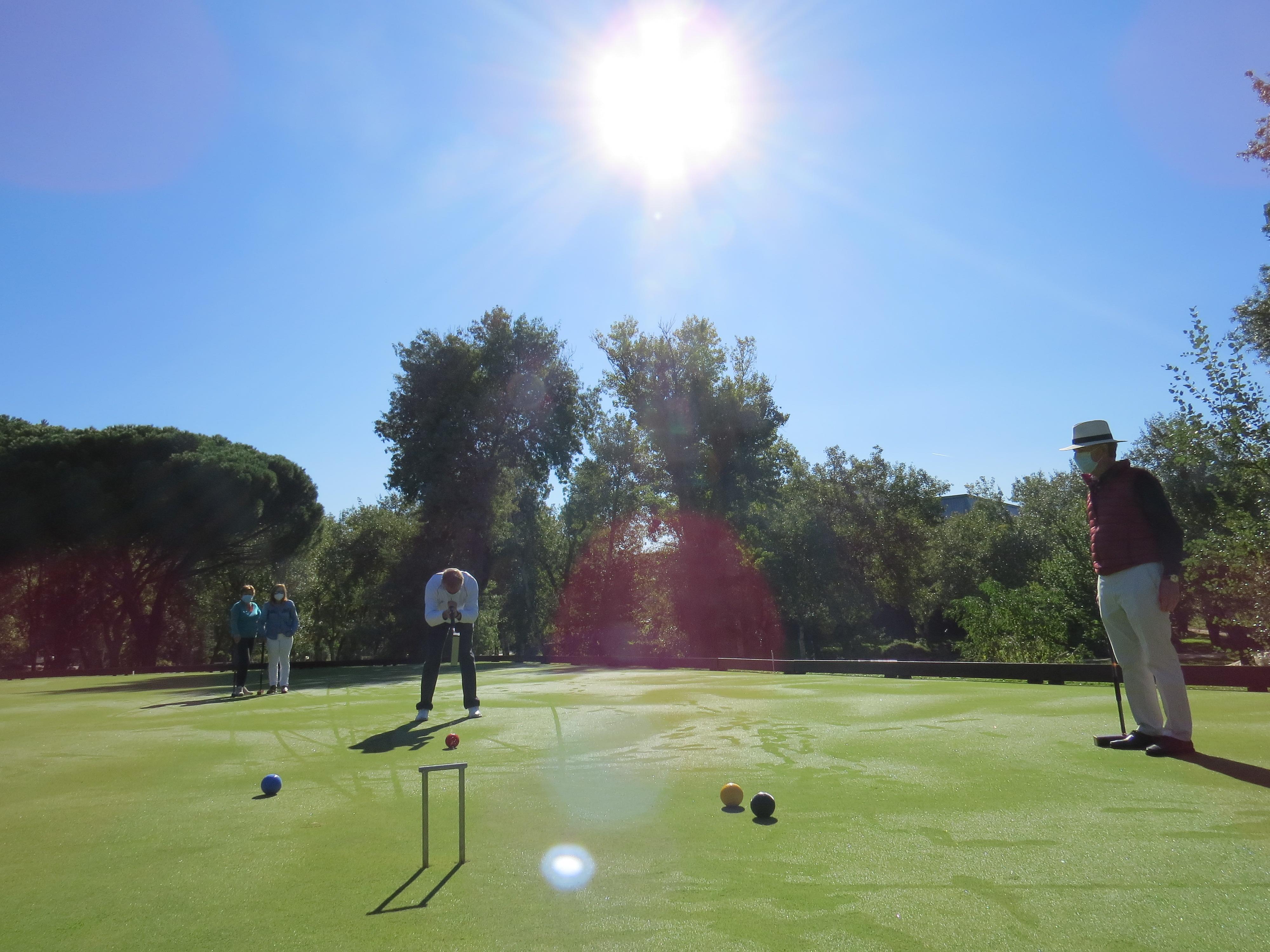 Partido de croquet en el Campo 1 del Club.