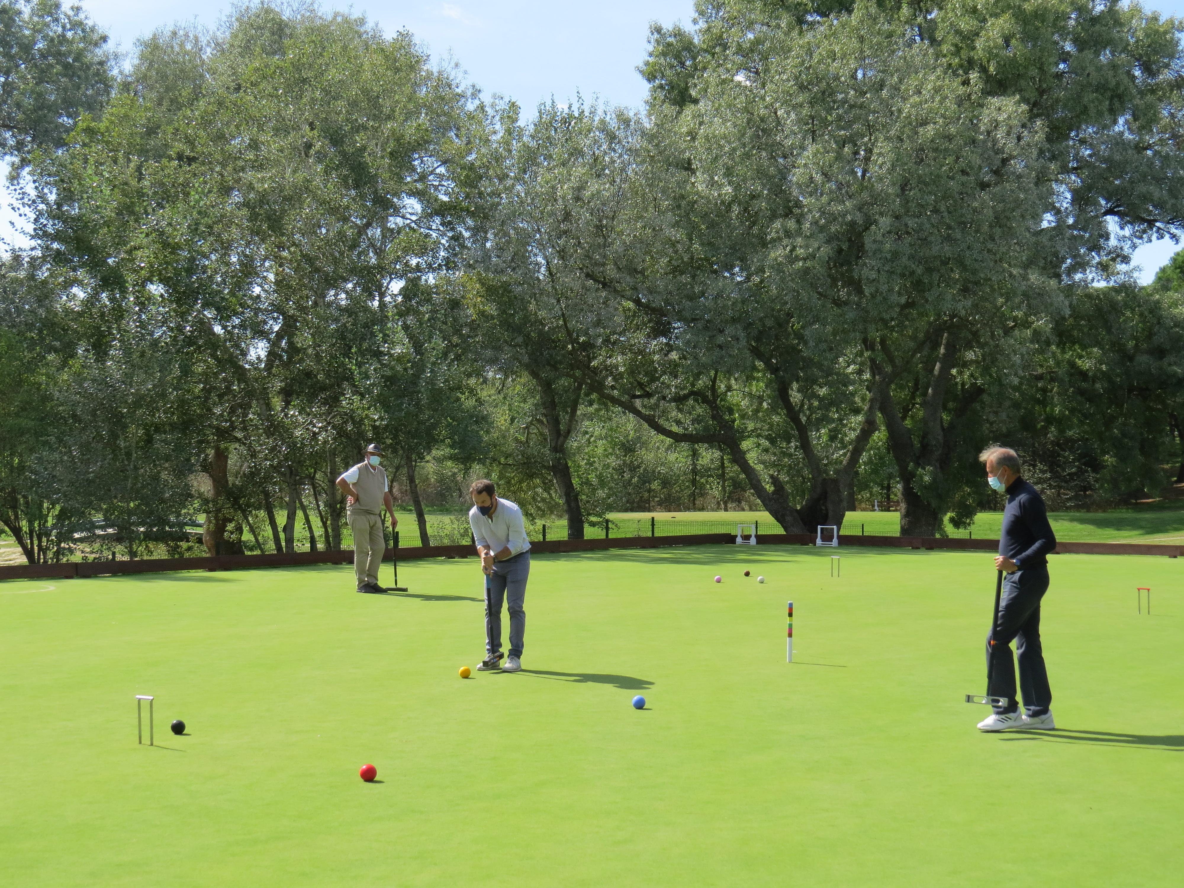 Partido de croquet en el Campo 1 del Club.