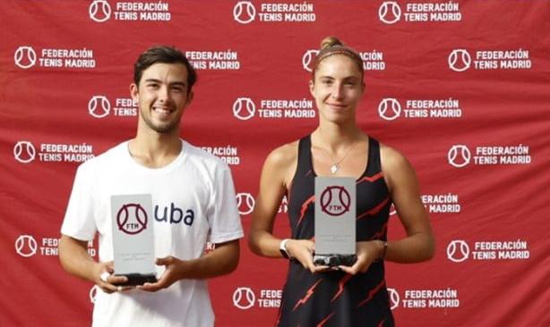 Pablo Carretero y Ainhoa Atucha, campeones absolutos de tenis de Madrid. Foto: FTM