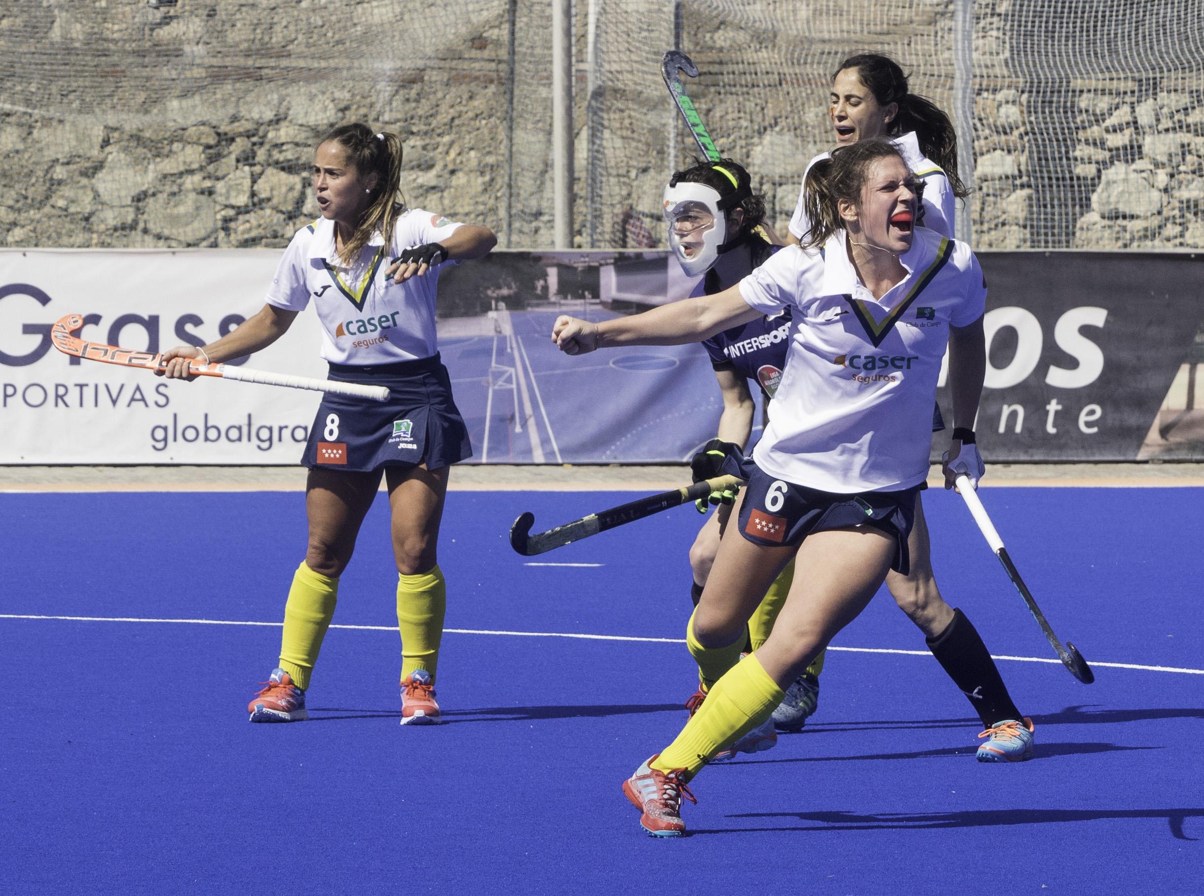 Rebecca Grote grita el tercer gol del Club en la final. Foto: Ignacio Monsalve