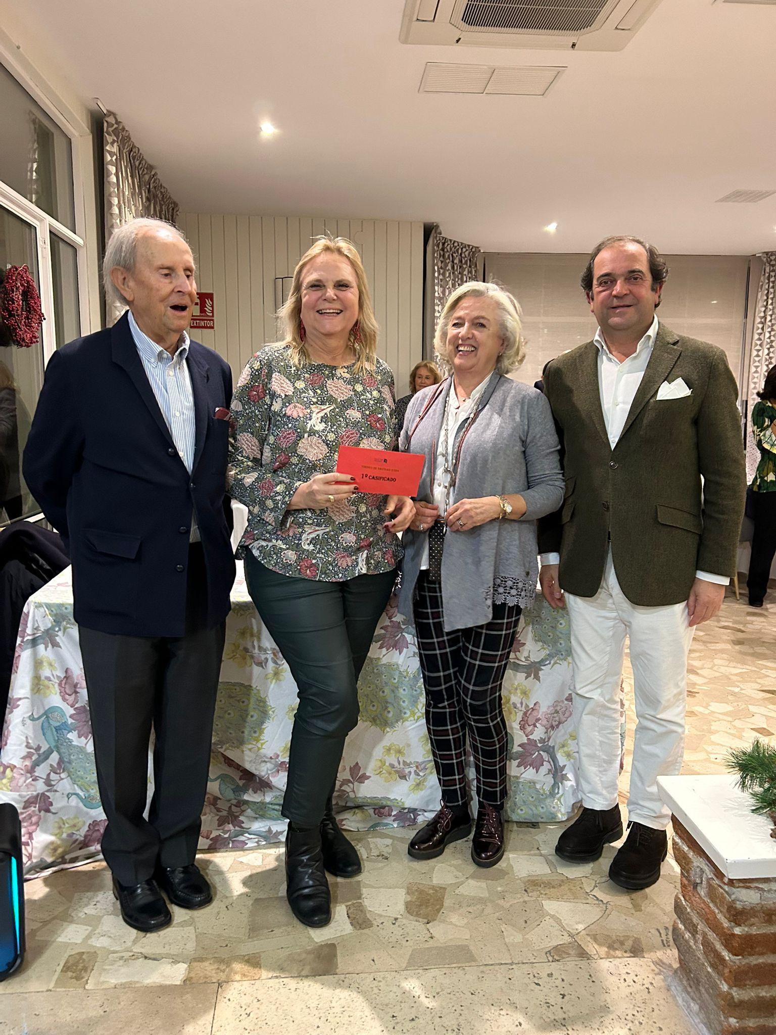 Entrega de premios del Torneo de Navidad de Bridge CCVM.