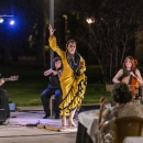 'Bailaora' de flamenco durante la actuación de Al-Alimón. Foto: Miguel Ángel Ros / CCVM